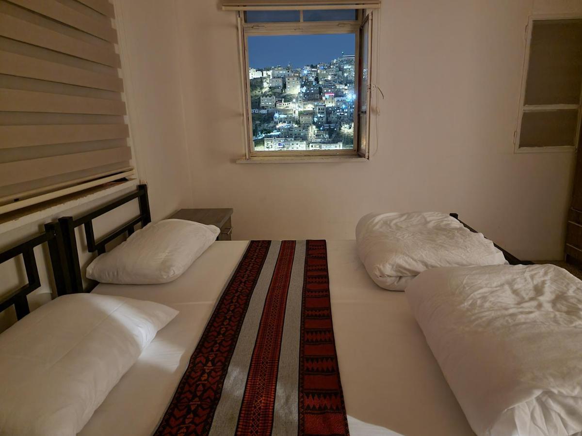 Rainbow House Hostel Amman Room photo